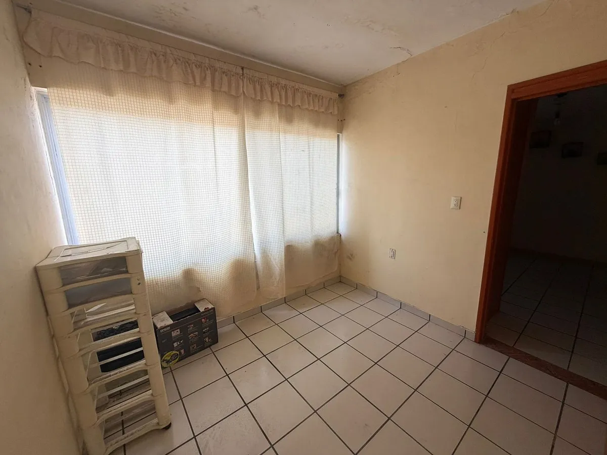 Casa en Francisco Sarabia cerca de la Clinica 110 - Oblatos - 9