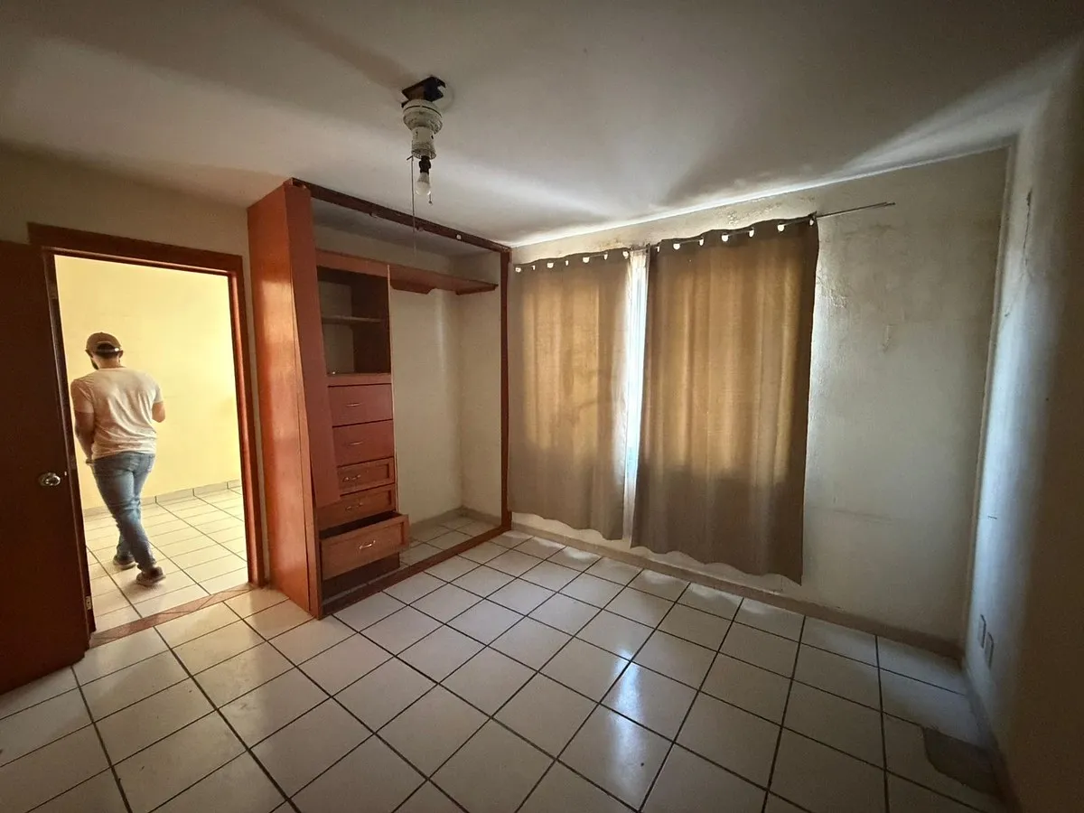 Casa en Francisco Sarabia cerca de la Clinica 110 - Oblatos - 7